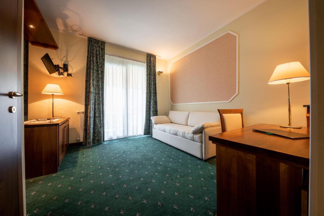 Hotel Elena Saint-Vincent Cameră foto